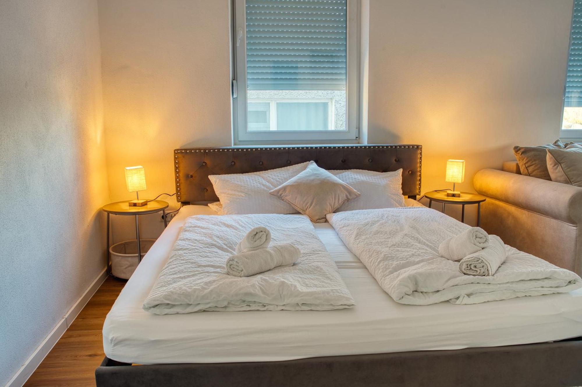 Wen Bhf Neu & Zentral In Weiden Fuer Bis Zu 6 Personen Apartment Weiden in der Oberpfalz Exterior foto